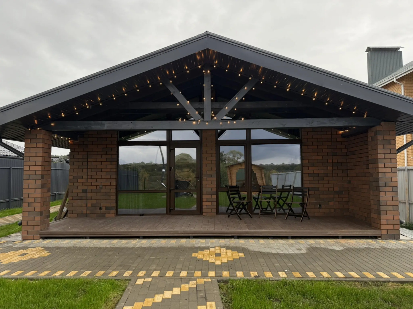 Частный дом Загородный на берегу реки