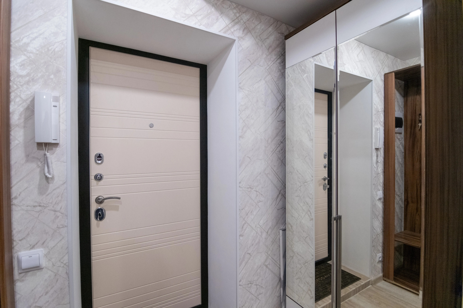 Апартаменты Hedonism Aparts на Циолковского 2В