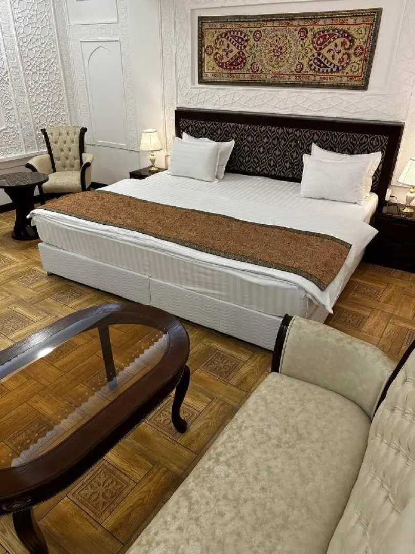 Отель Shahriston