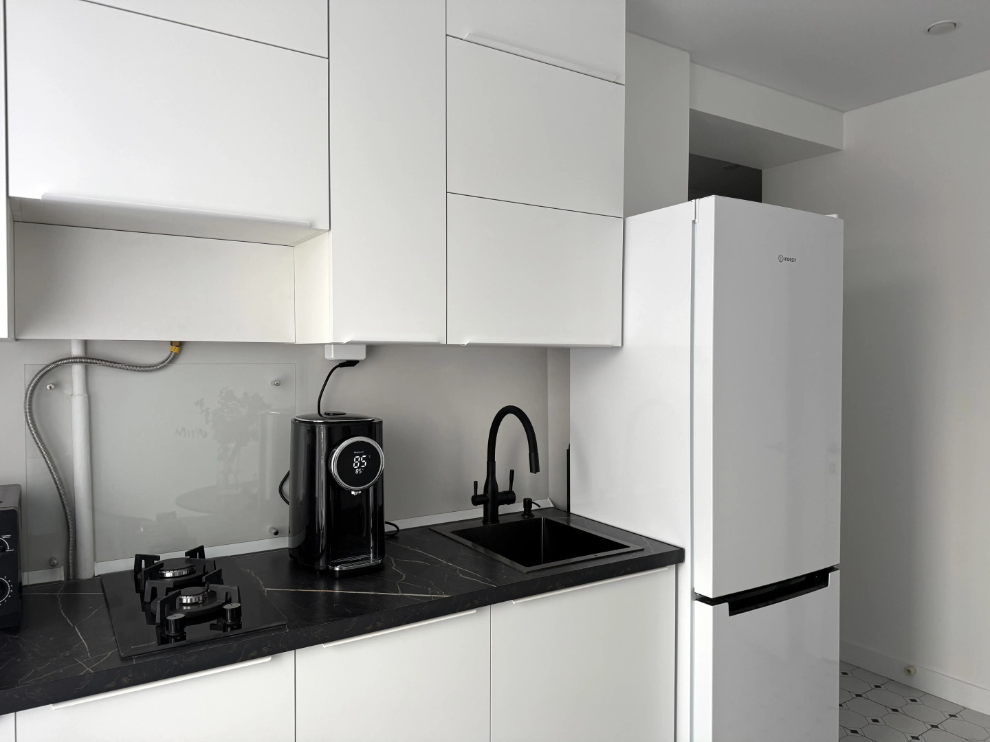 Квартира Стильная у метро Akadem