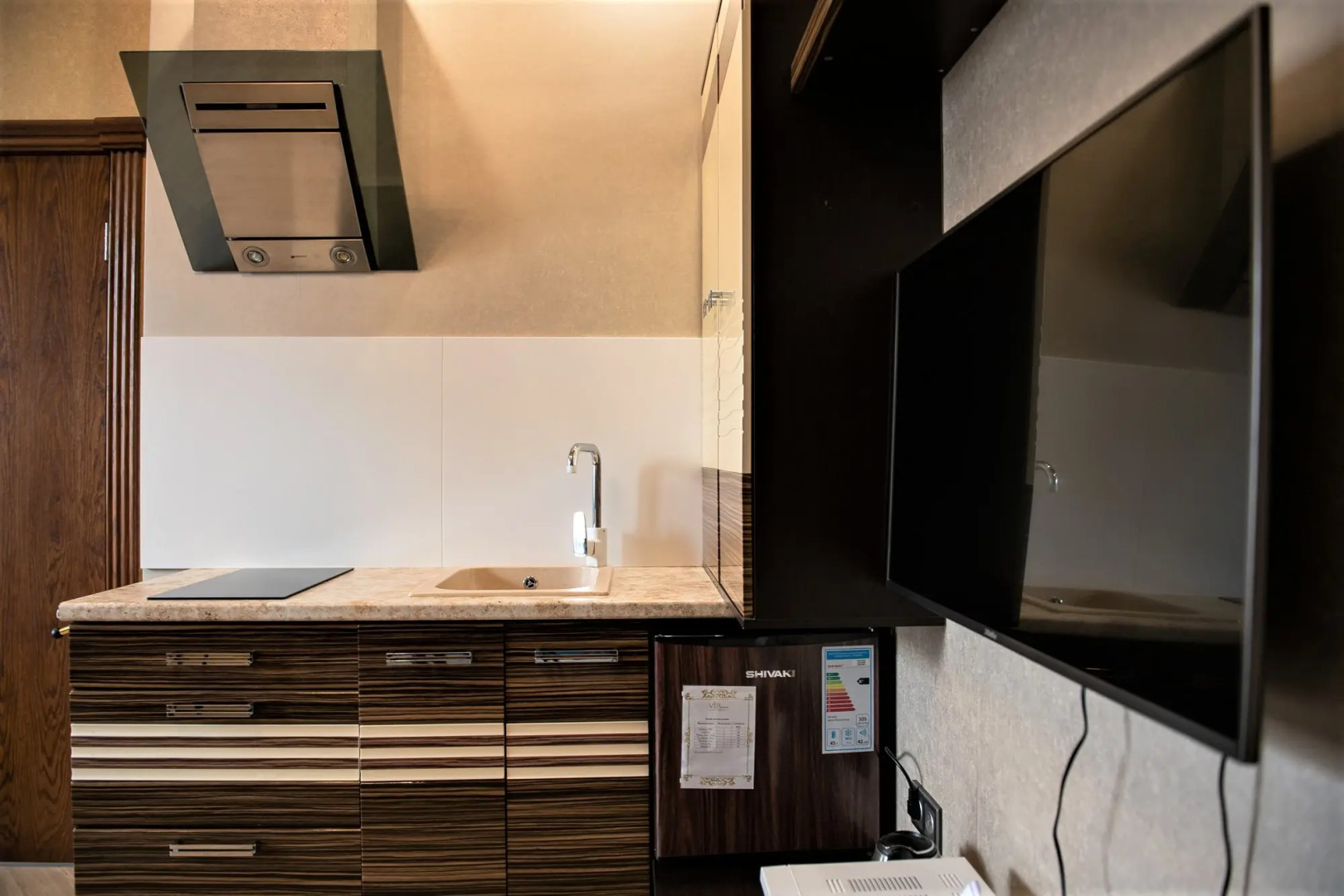 Апартаменты 003_Коммунистическая 107