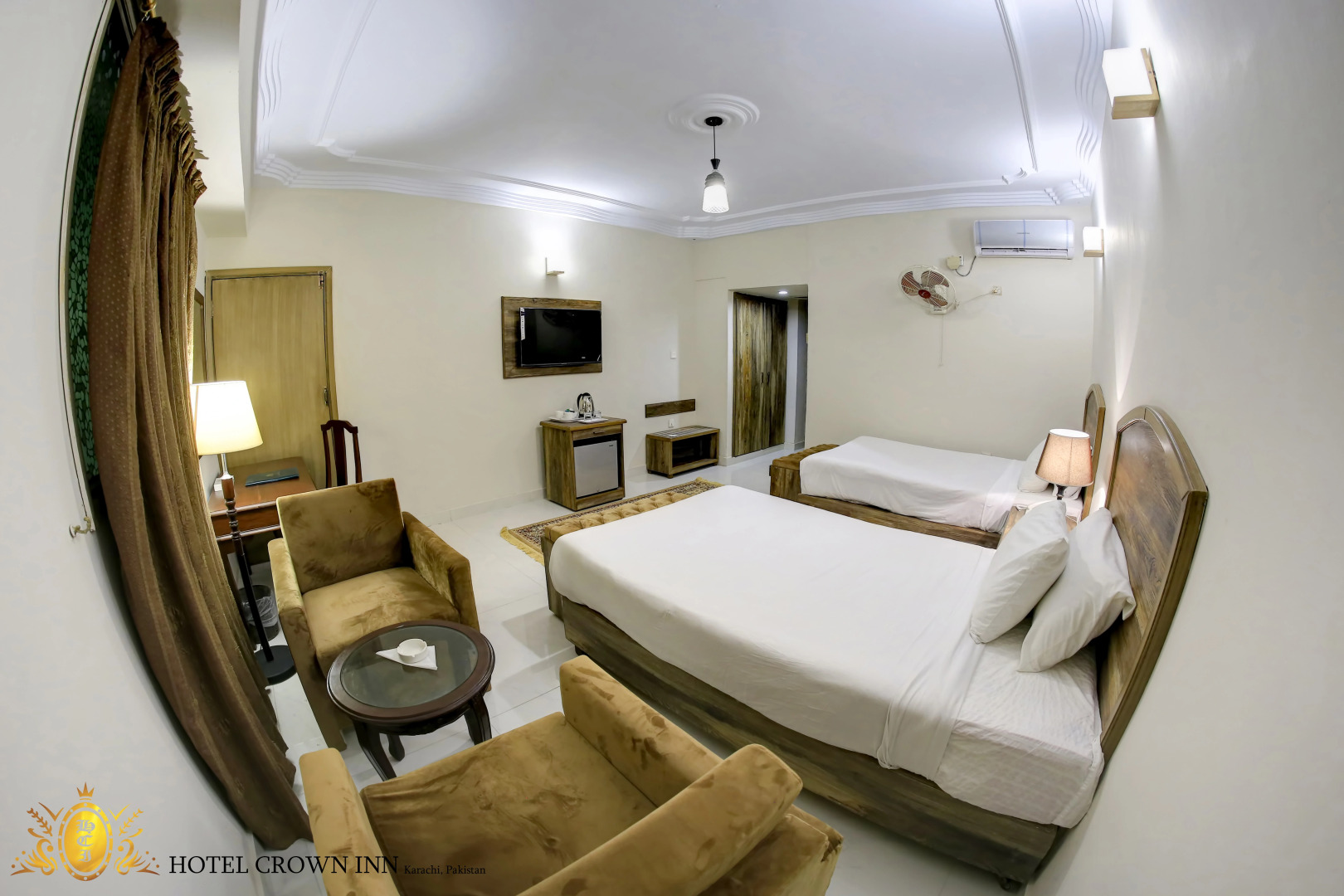 Отель Crown Inn