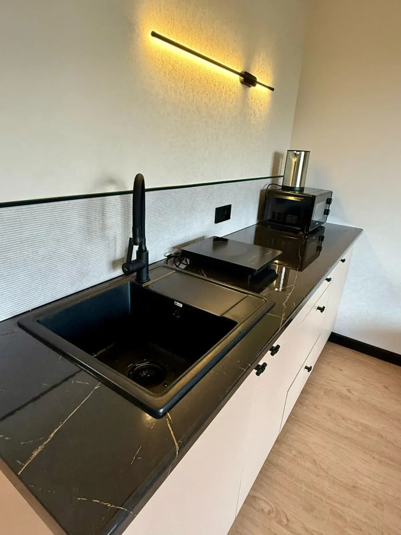 Апартаменты Unique Apart Коралл на Космической рядом со школой МЧС, логистическим центром Магнит, Хлебозаводом на Космической 4Б