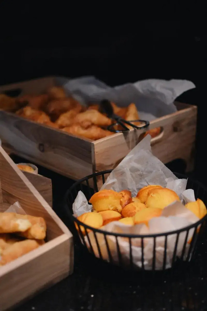 Отель Mona Plaza