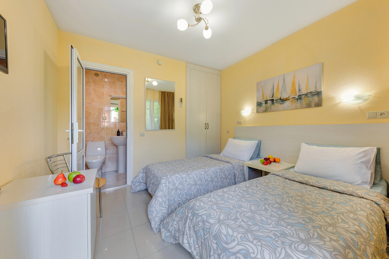 Отель Ашамба