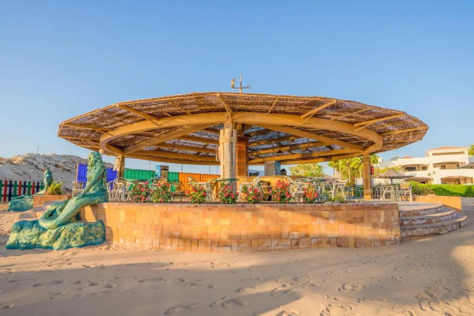 Ivy Cyrene Island Aqua Park Resort