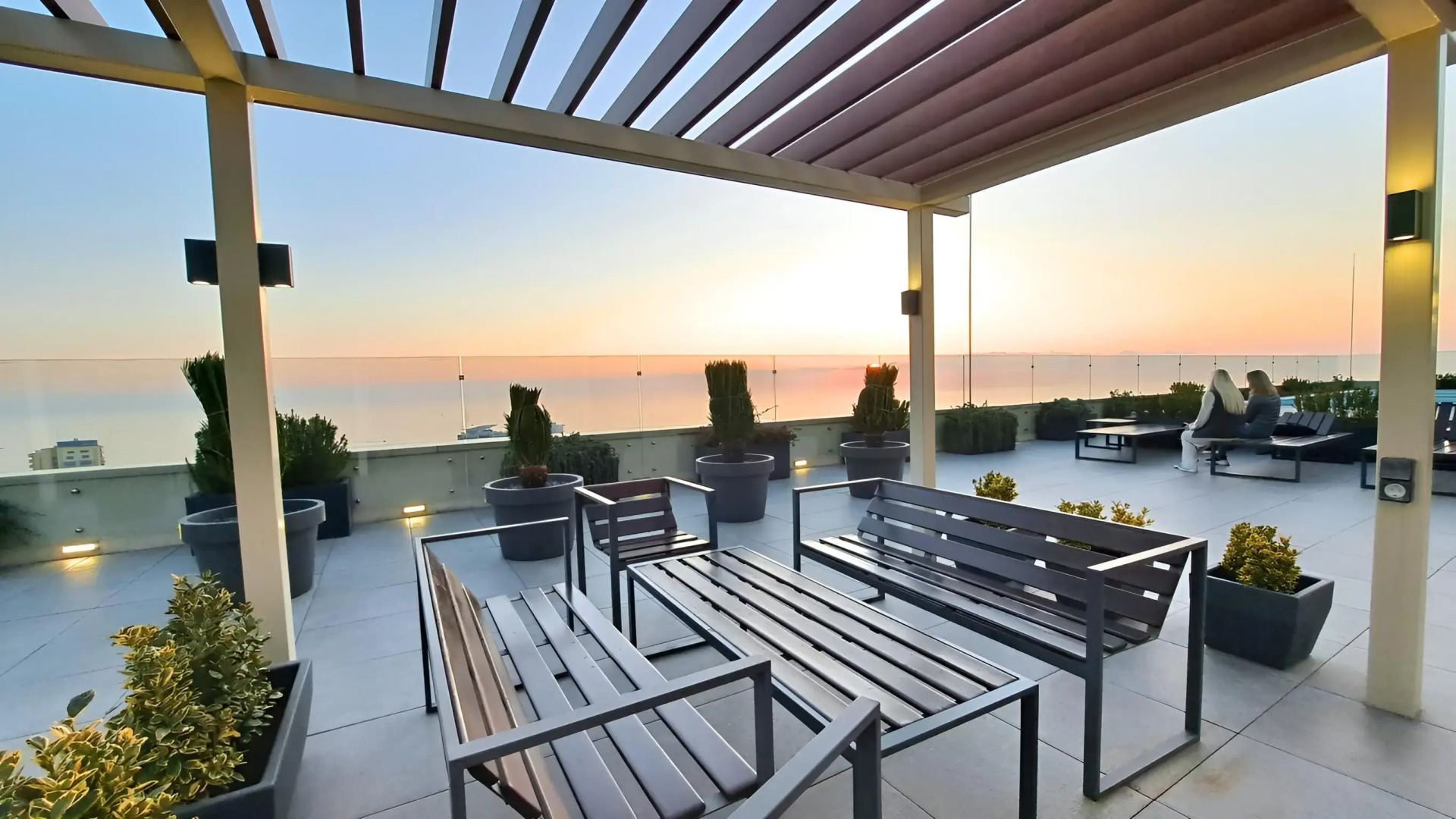 Апартаменты в ЖК Метрополь с Красивым Видом на Горы