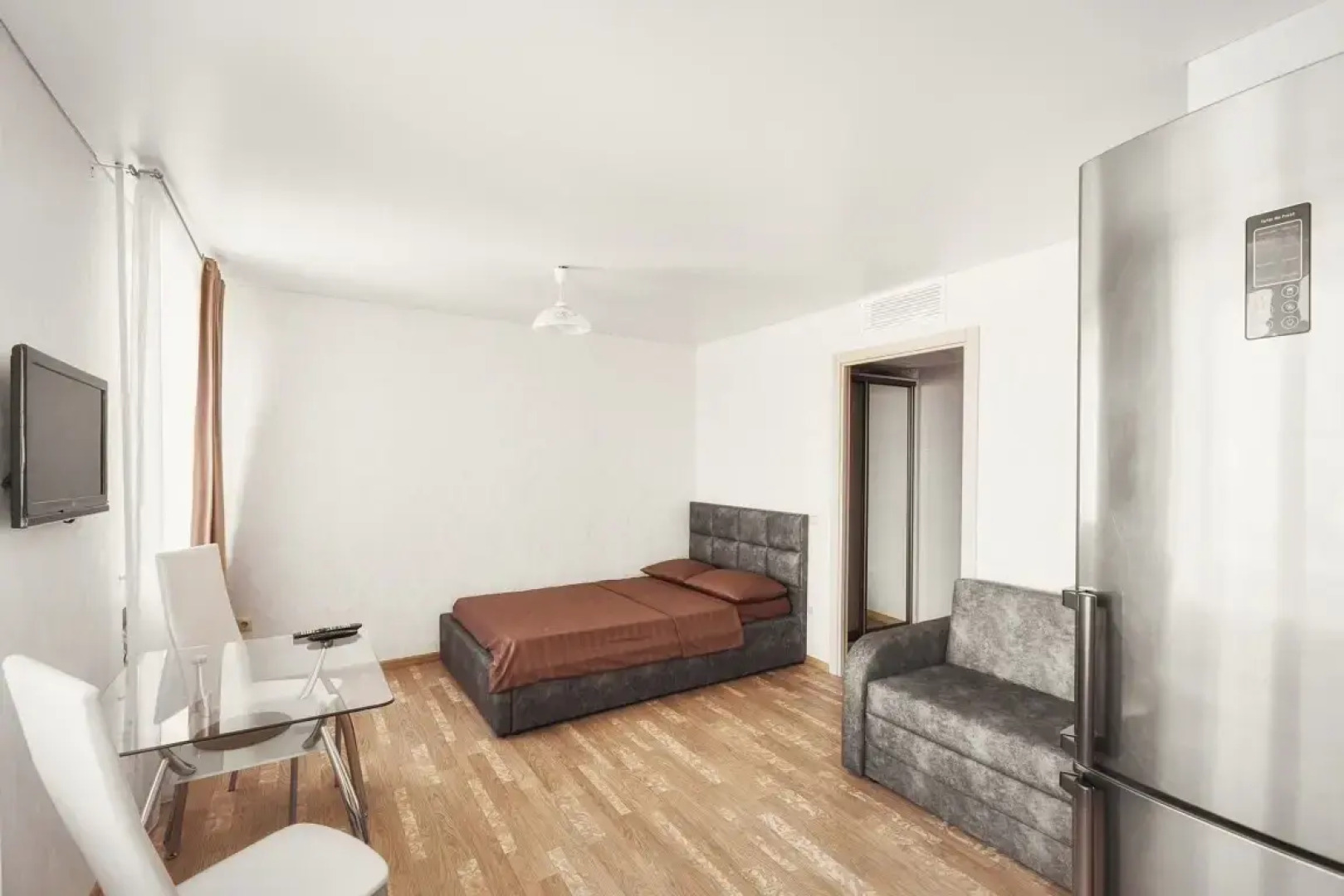 Апартаменты Пичугина 6 (7)