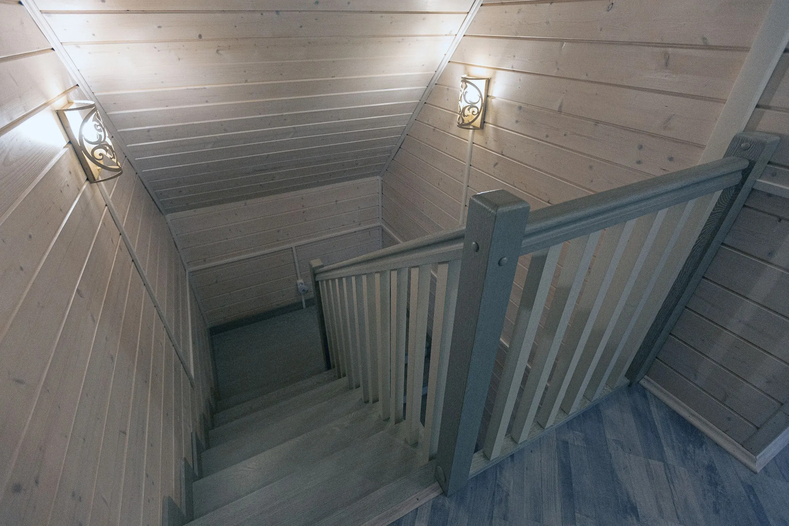 Частный дом WhiteyHouse половина 2