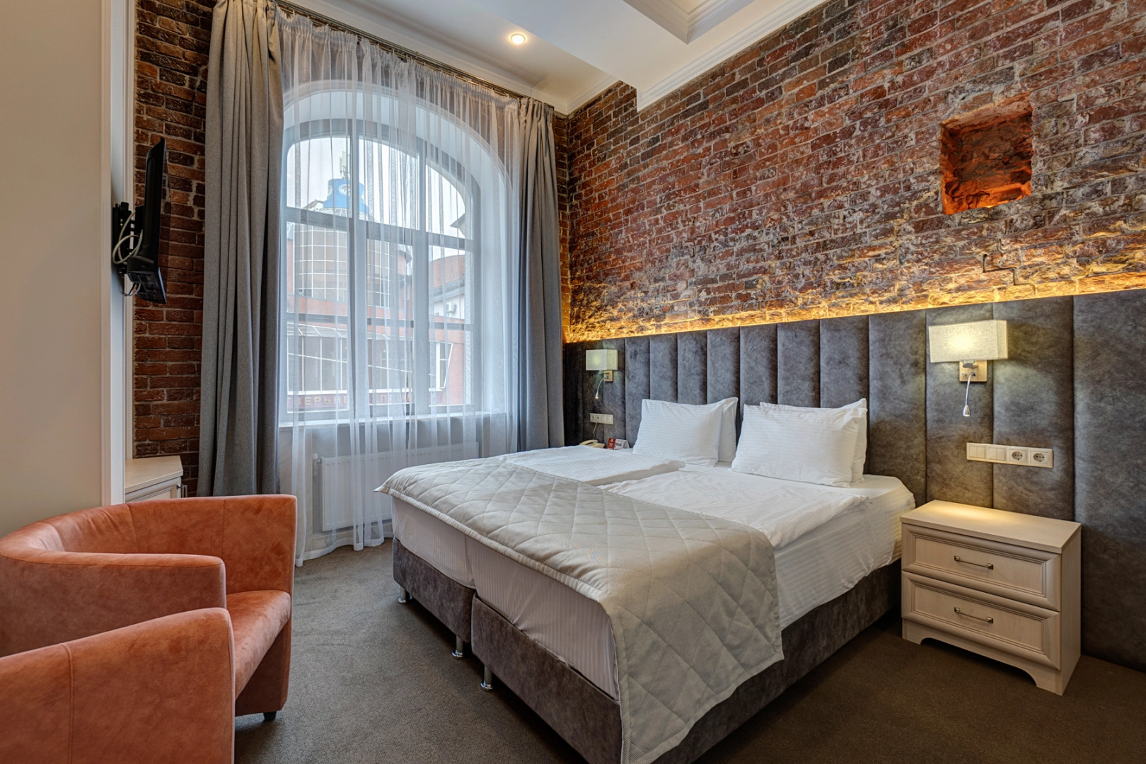 Отель Губернаторъ