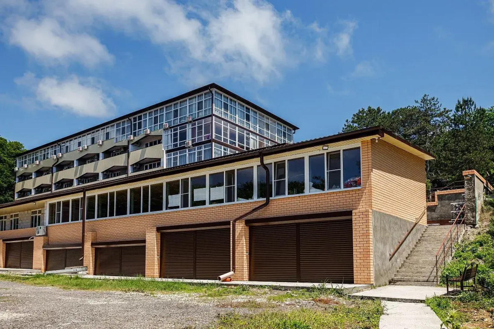 Курортный отель Ателика Лесная Бухта