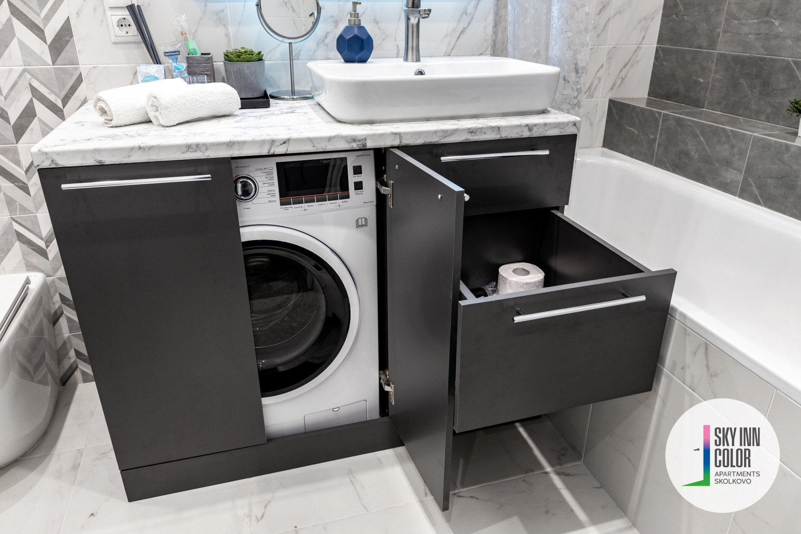 Апартаменты SKY INN Color Blue