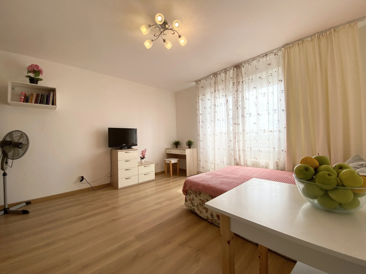 Апартаменты Видовая Cтудия в ЖК Живи на Садовой