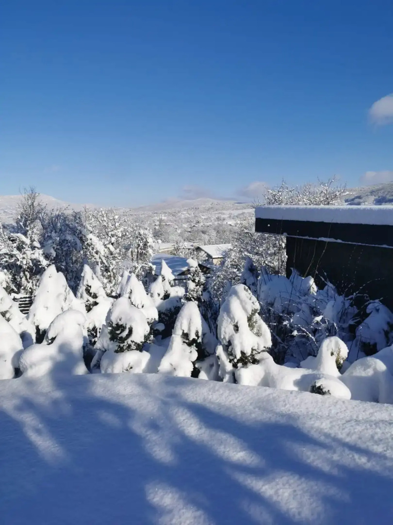 Отель Черная скала