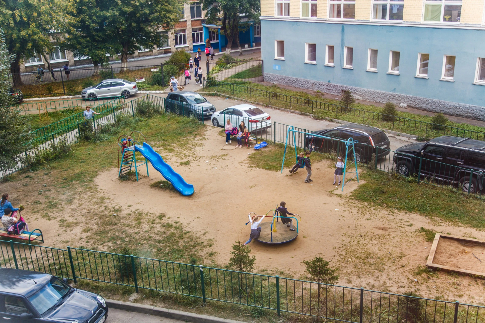 Апартаменты На Теренинском 9