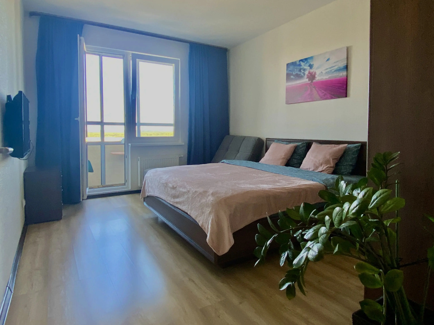 Квартира InRoomSPb на Евгения Шварца 11