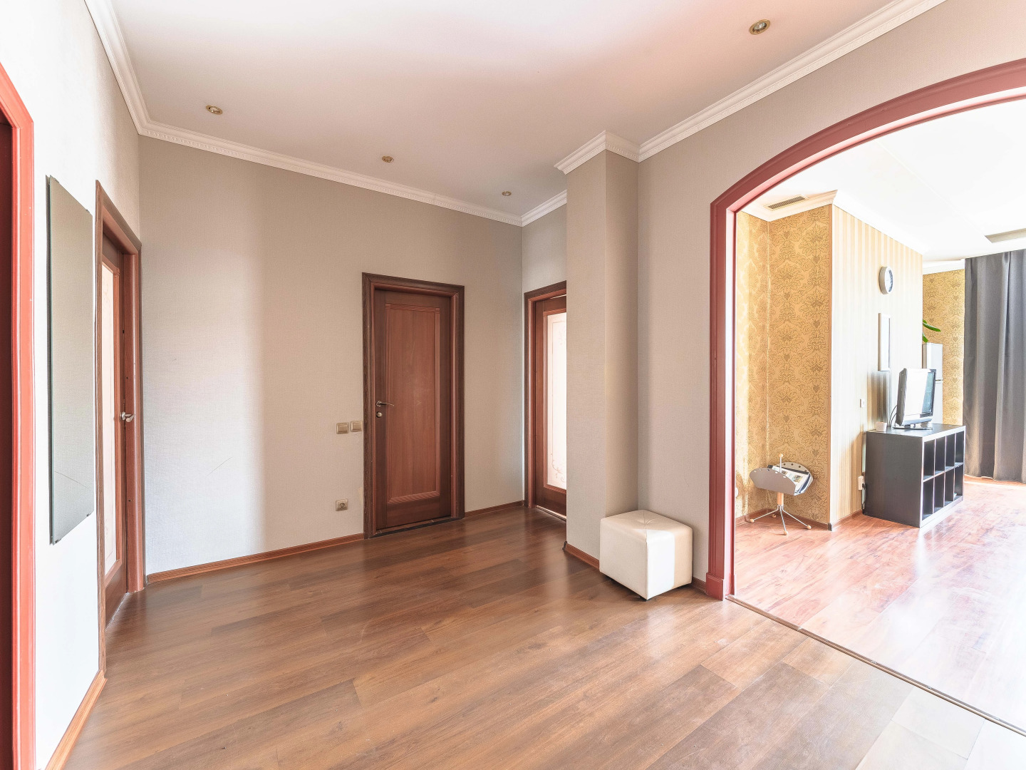 Квартира У Ростральных Колонн