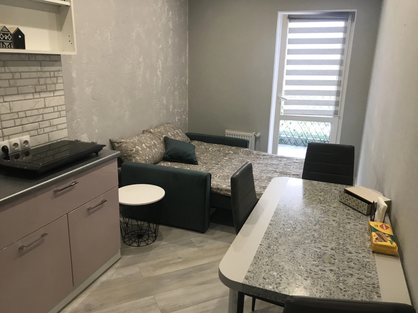 Апартаменты 9 Апреля