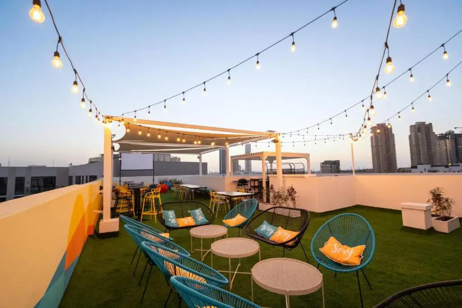 Апарт-отель Izzzi Life Mint