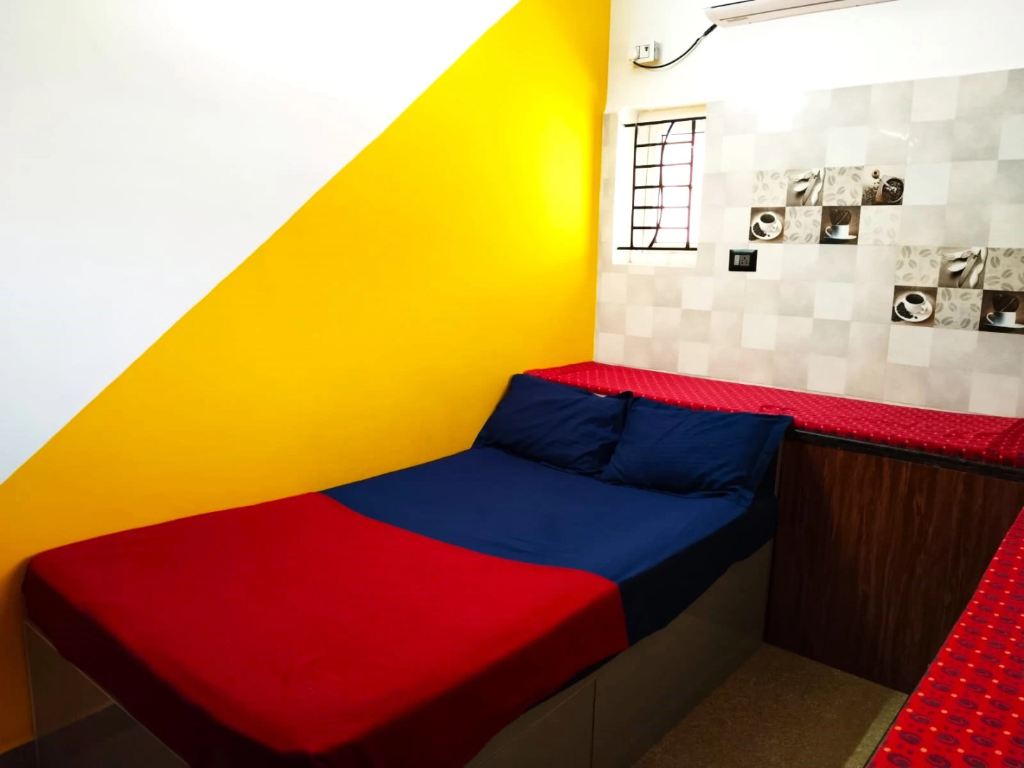 Отель ASS Happystay Inn