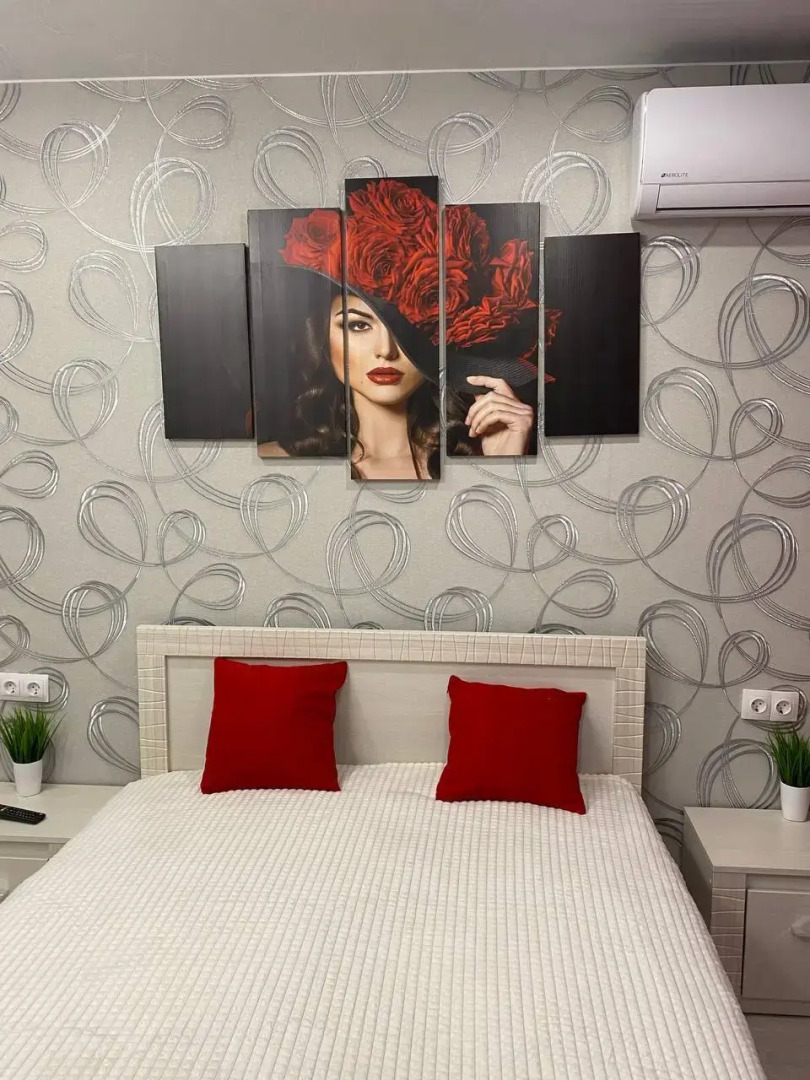 Квартира на Локомотивной 7