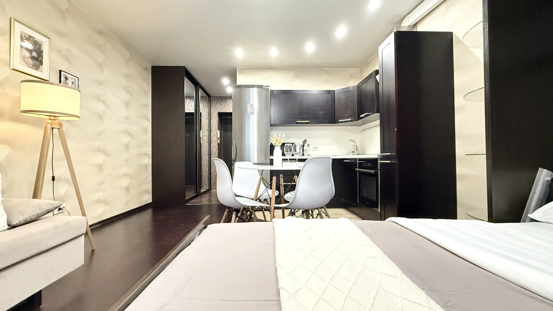 Апартаменты Hugge Place на Лазурной [Объект 133]