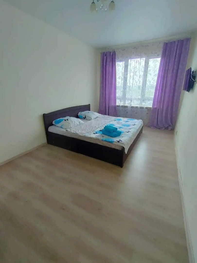 Апартаменты Гагарина 62/868