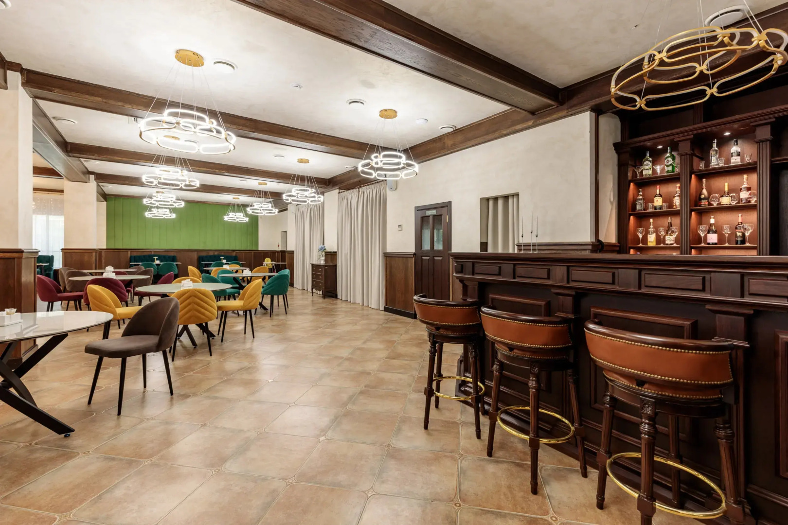 Отель Рудов