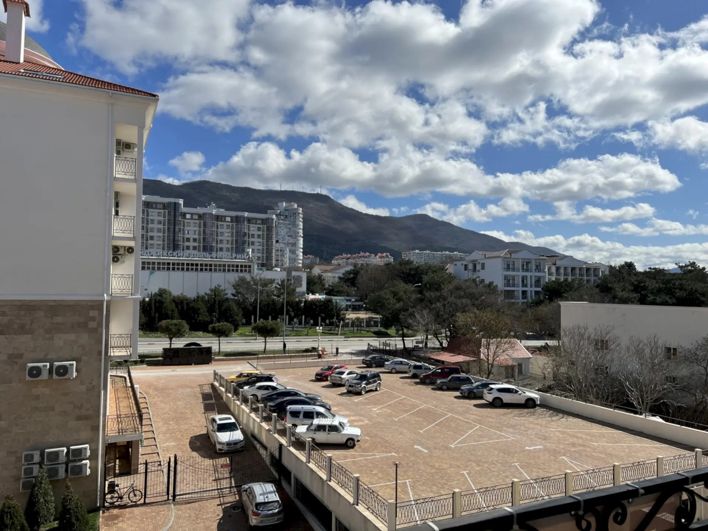 Квартира 310  в центре на первой береговой линии