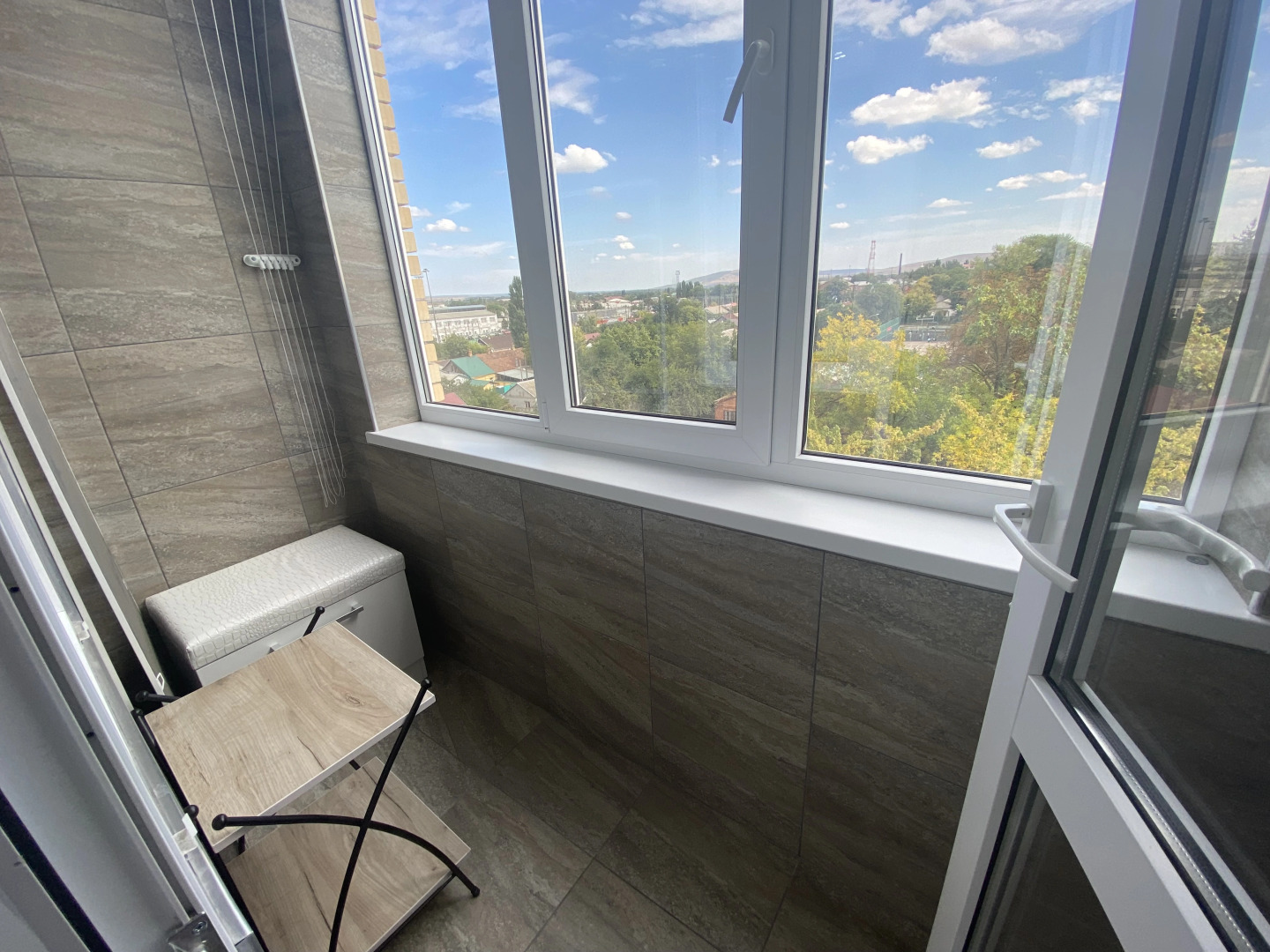 Апартаменты Улучшенные На Пушкина 54\1 с панорамным видом на город и парковочным местом