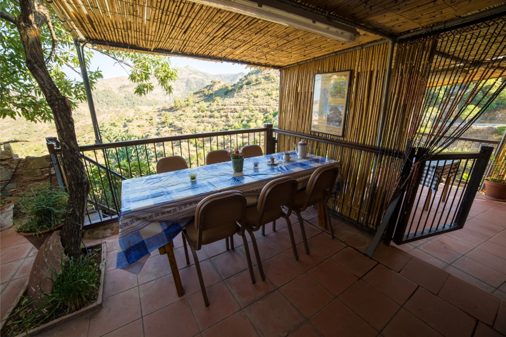 Мини-Отель Hadjikyprianou Museum Studio