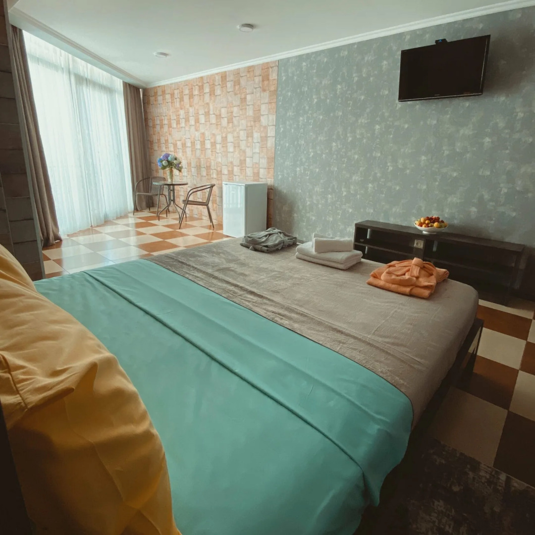 Отель Batumi West