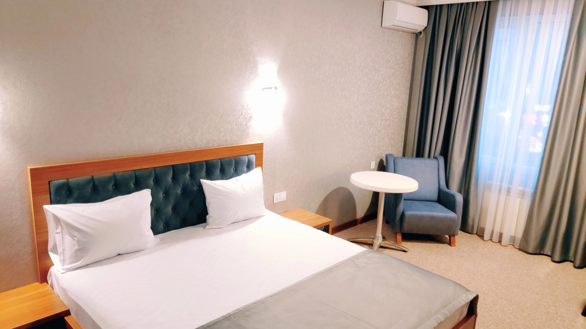 Отель Royal Sapphire