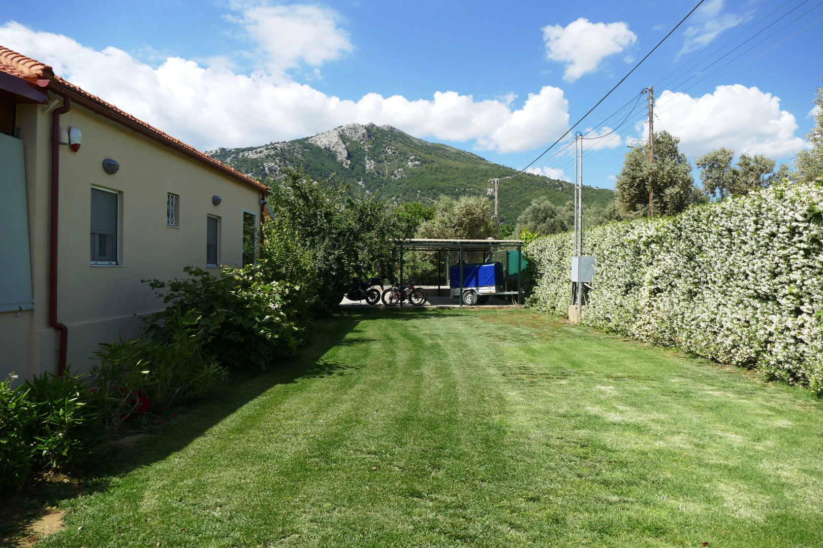 Гостевой Дом esperides holidays-House with small pool 37 km from Athens