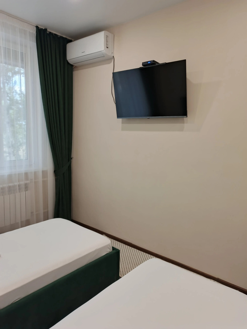 Отель Берлога