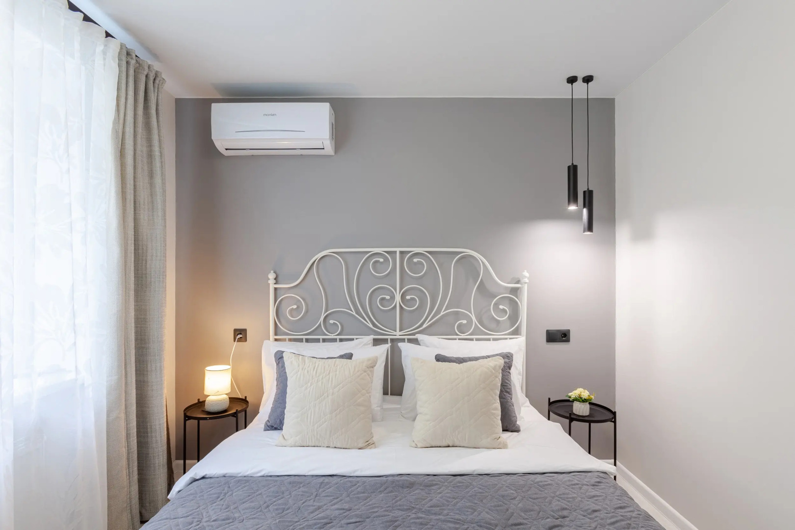 Апартаменты евродвушка RentPlaza класса LUX