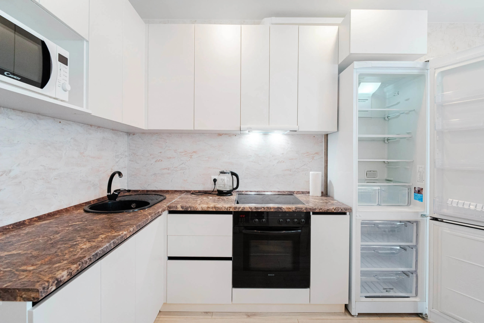 Апартаменты Студия в самом центре левого берега Иртыша