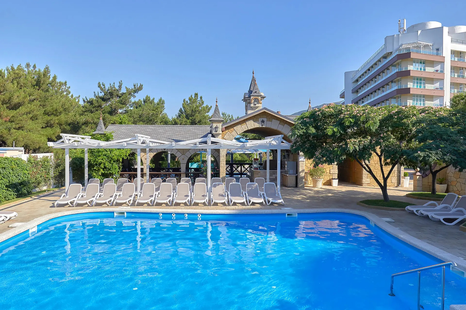 Курортный отель Alean Family Biarritz