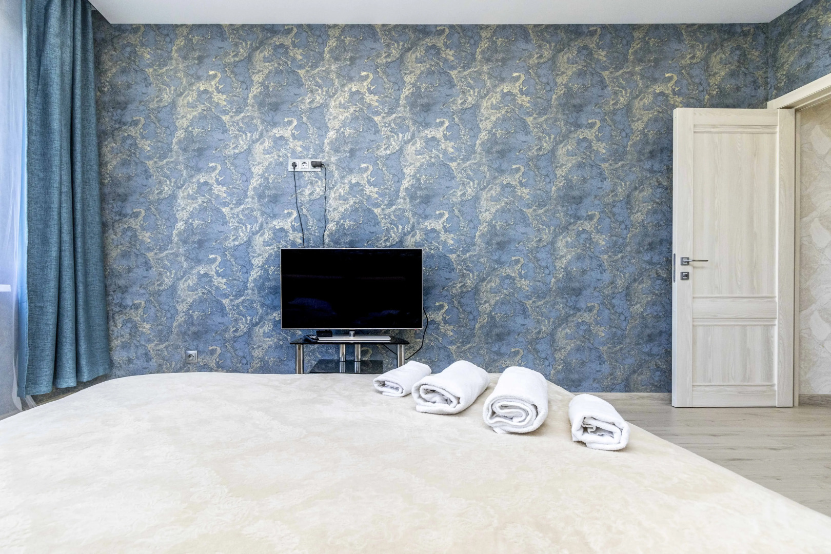 Апартаменты Диван-Кровать с евроремонтом