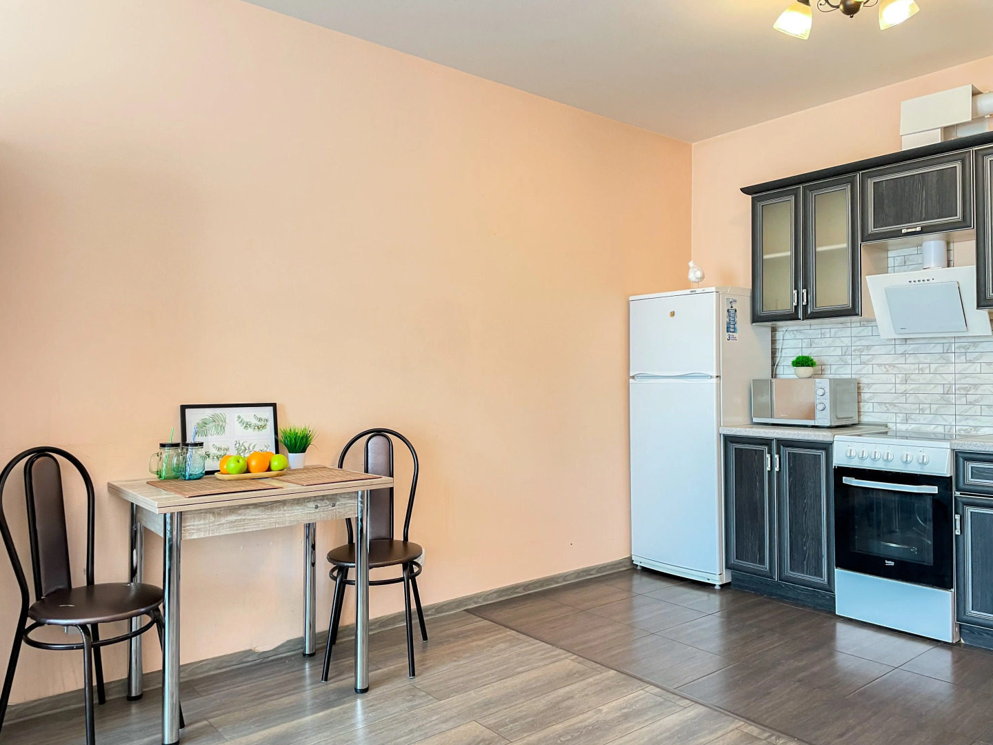 Апартаменты двухкомнатные RELAX APART – Молодёжная 61