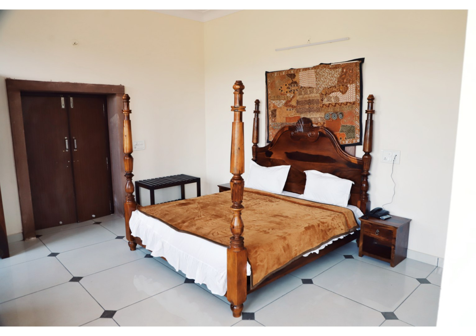 Отель Indroka Fort A Heritage Hotel&Resort