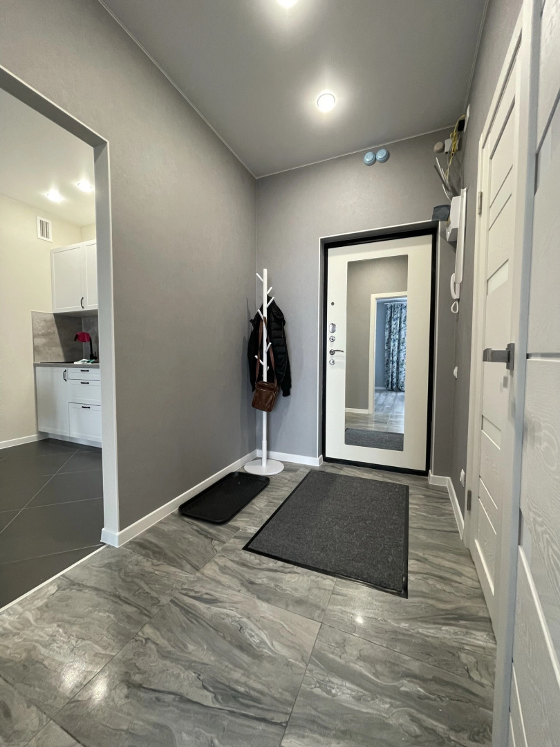 Апартаменты Та самая квартира в самом высоком доме города на 17-м этаже