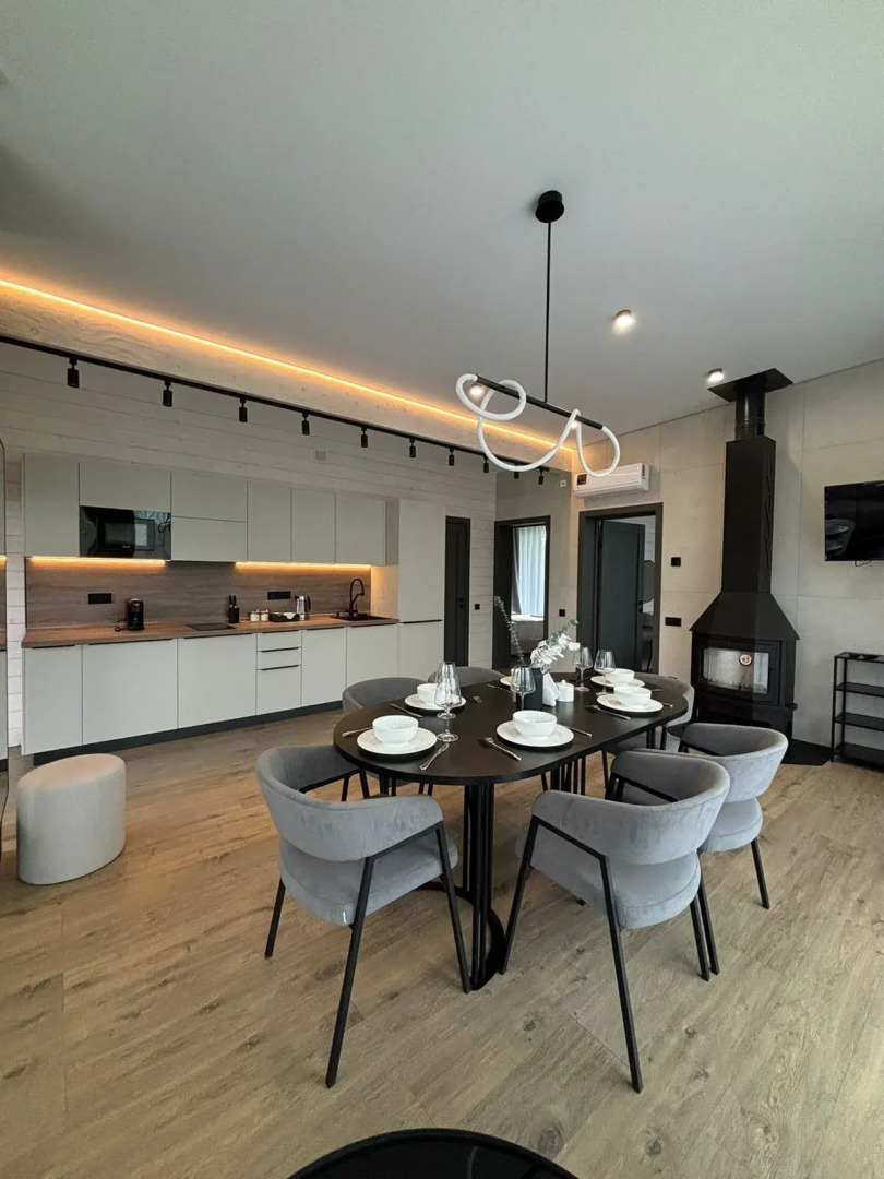 Частный дом Большой у реки с камином и сауной