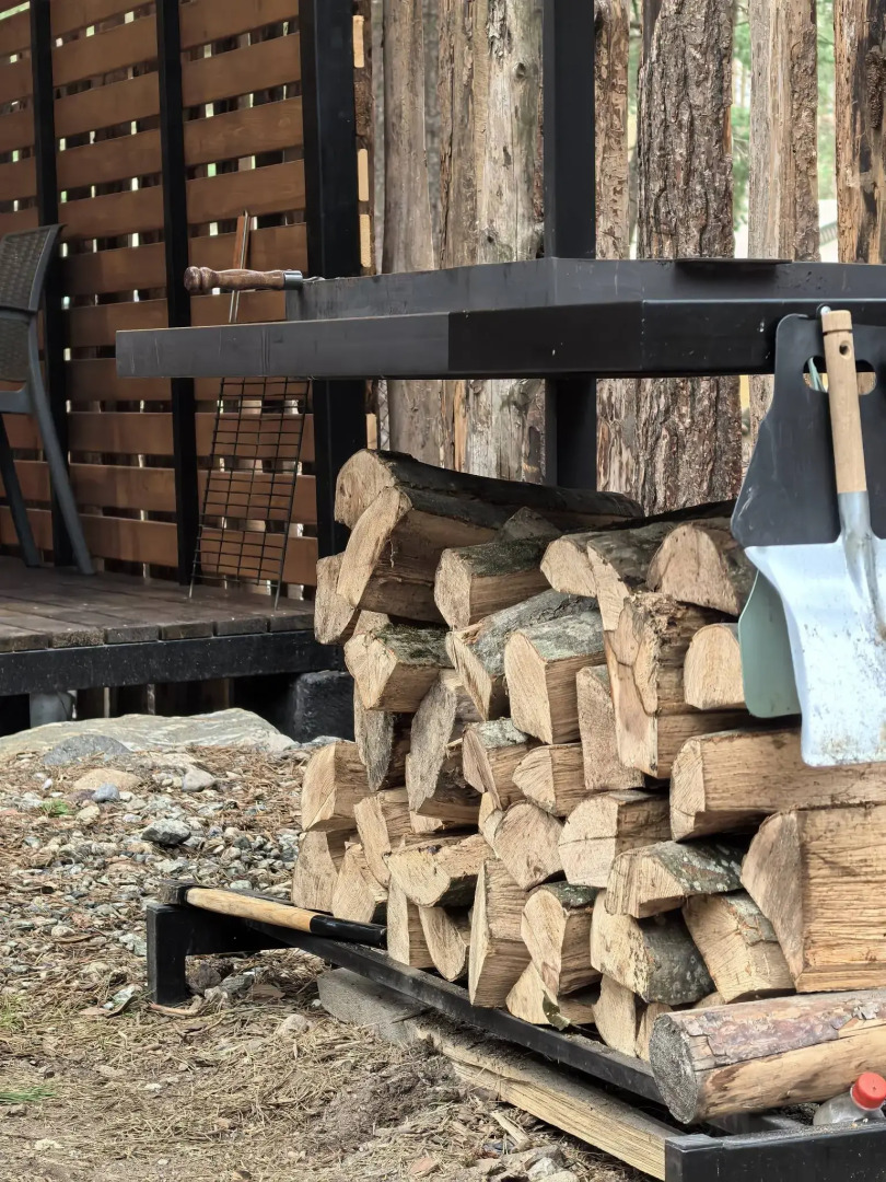 Шале Треугольный дом на огороженной территории