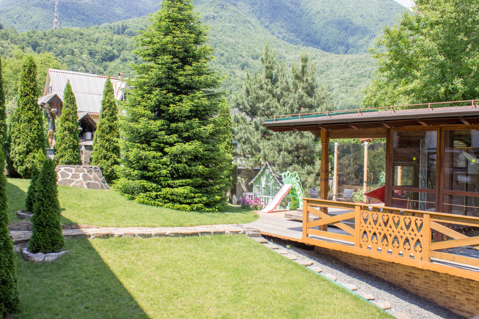 Отель Рай-Ski Домик