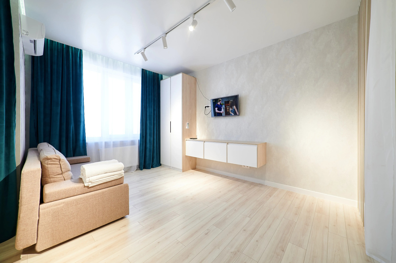 Апартаменты Aparts Metro Luxury