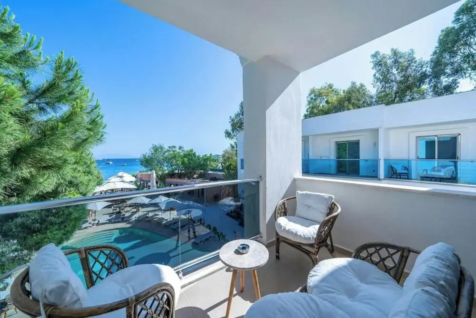 Отель Inone Mucho Selection Hotel