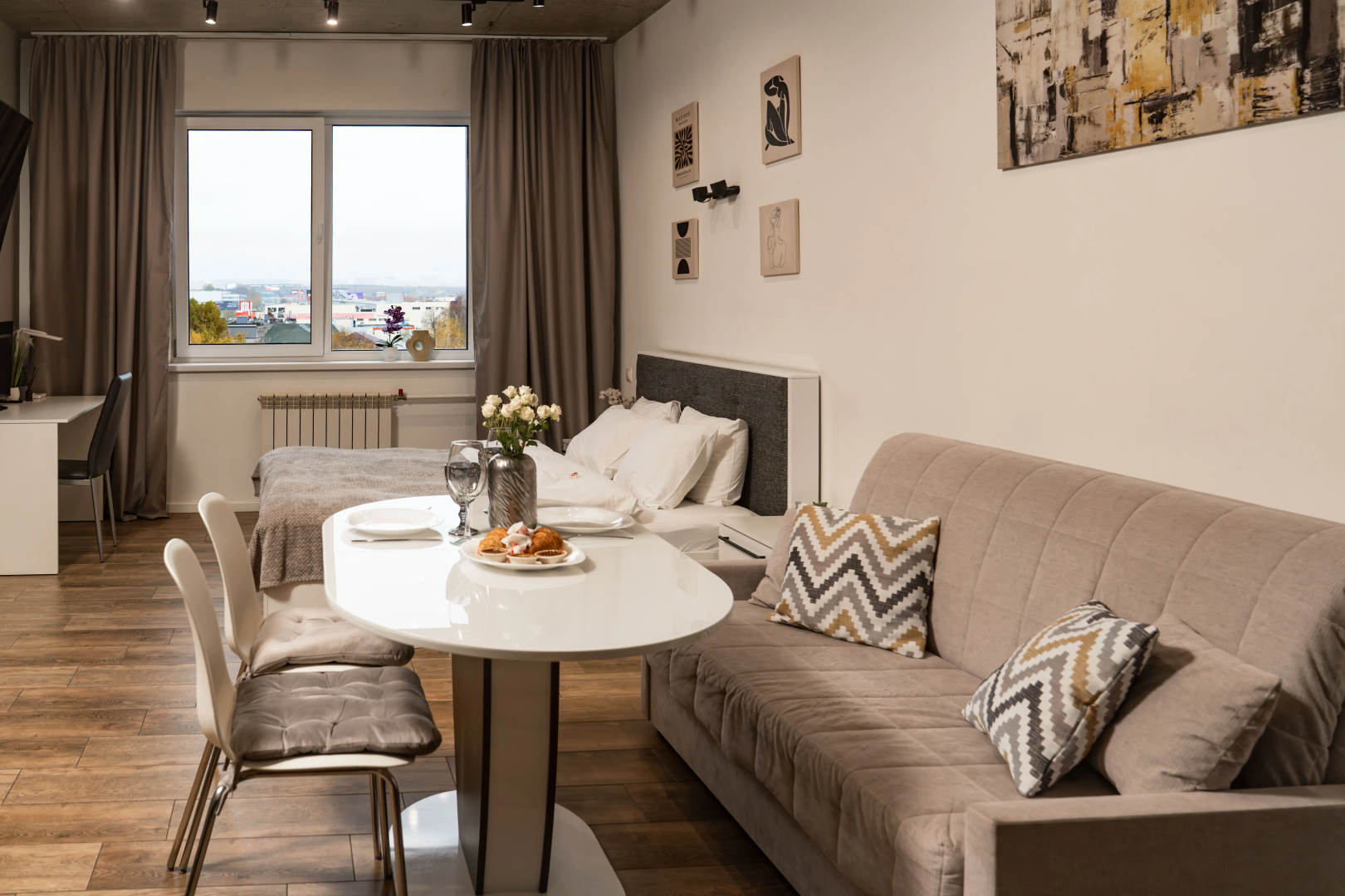 Апартаменты SKY INN Color Grey