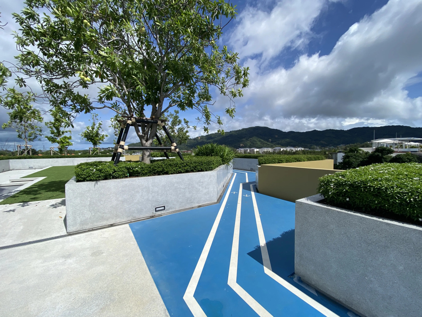 Апартаменты 2-комнатные с бассейном у пляжа Bang Tao LBS-1508