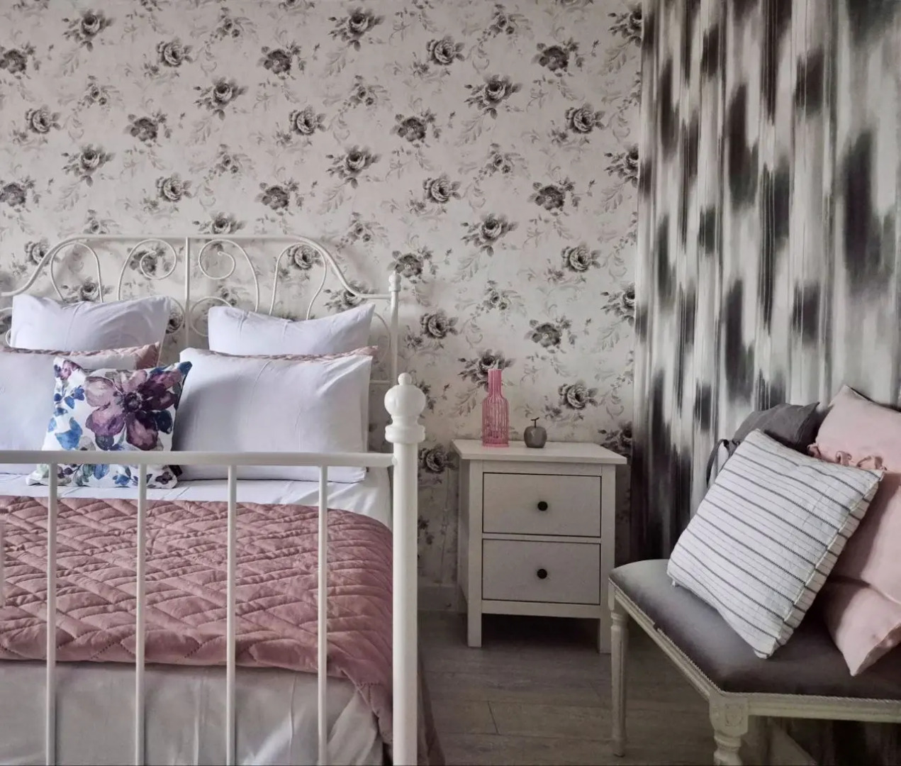 Квартира Однокомнатная Прованс с видом на горы с балкона